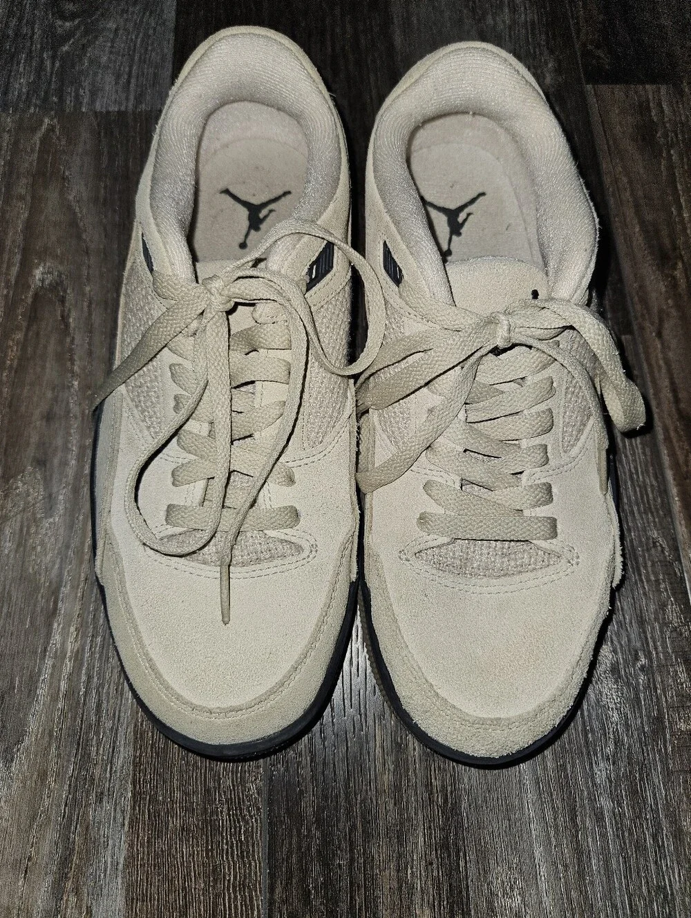 Men's Casual Suede Low-Top Jordan Sneakers in Beige